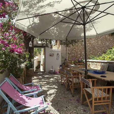 Apartment Large Traditional Captains House Galaxidi