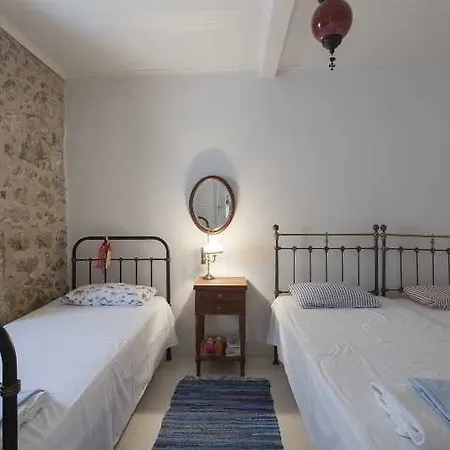 Apartment Large Traditional Captains House