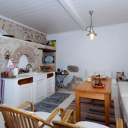 Apartment Large Traditional Captains House